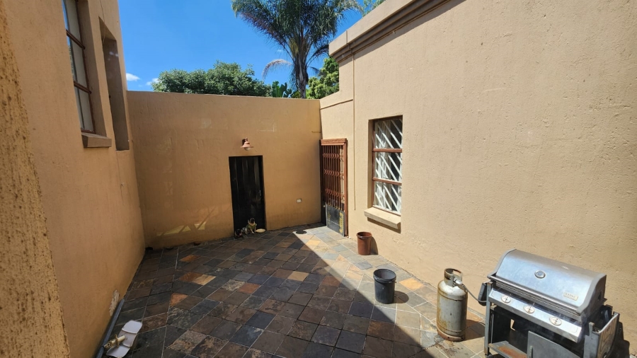 To Let 4 Bedroom Property for Rent in Cashan North West